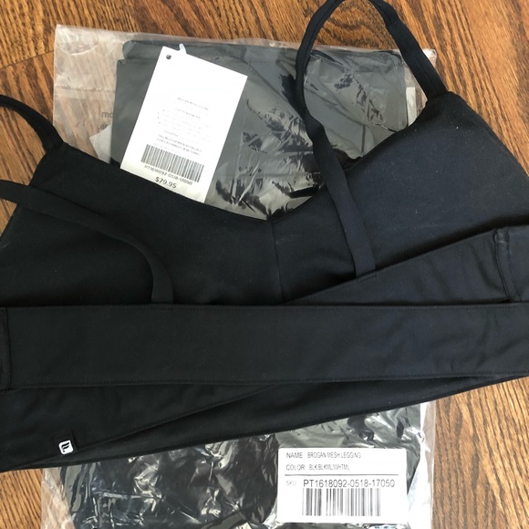 Fabletics Set - Picture 2 of 4